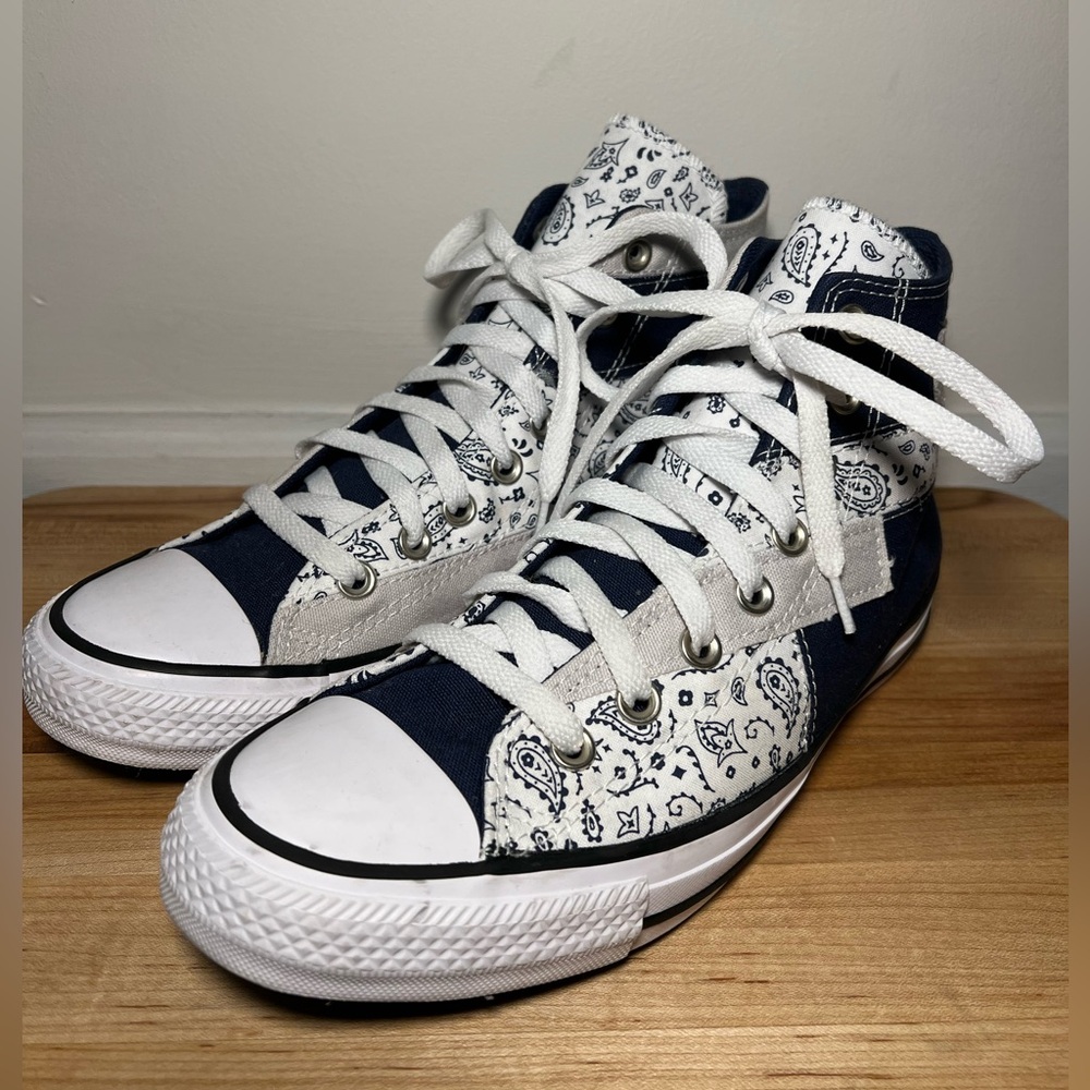 EUC Converse Blue Paisley Patchwork All Stars Chucks High Tops, Women’s Size 9.5